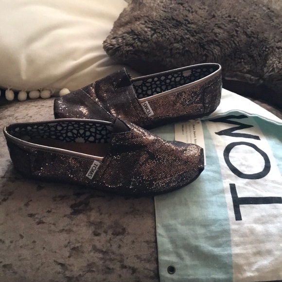 Toms Shoes - Glitter Toms bronze bag included